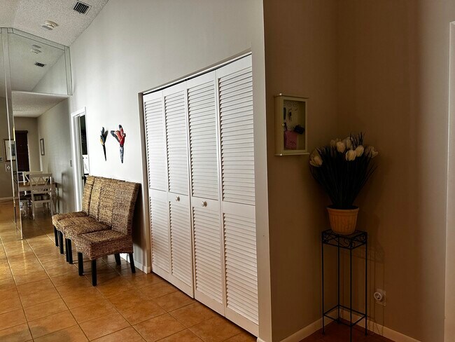 Photo - 2543 Bedford Mews Dr