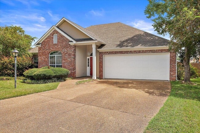 Photo - 108 Turnberry Cv