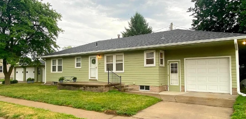 Photo - 221 S Thomas St