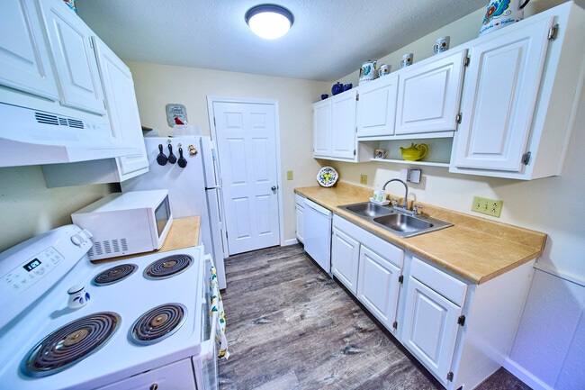 Heathbriar Apartments