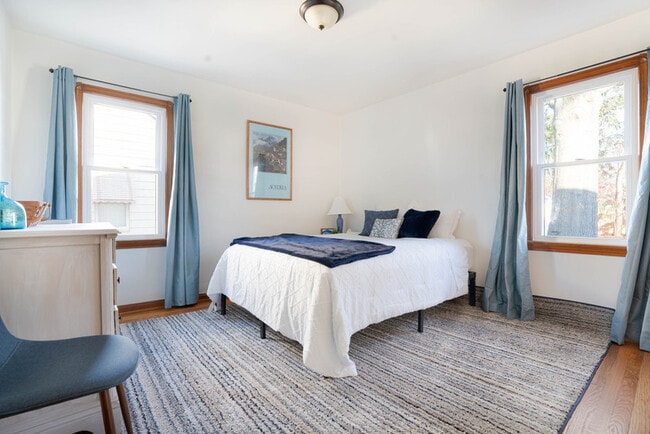 Photo - 6069 W 54th St