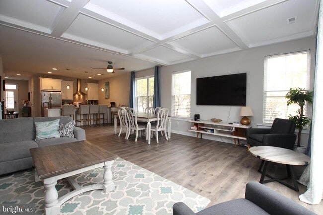 Photo - 17701 WILKENS Way