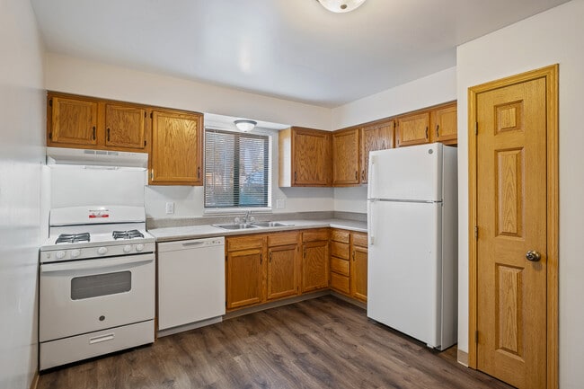 Dunbar Woods Apartments