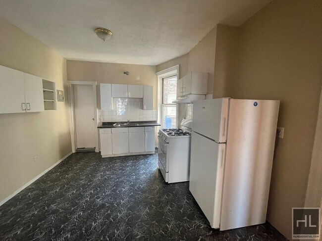 Photo - VAN SICLEN AVENUE