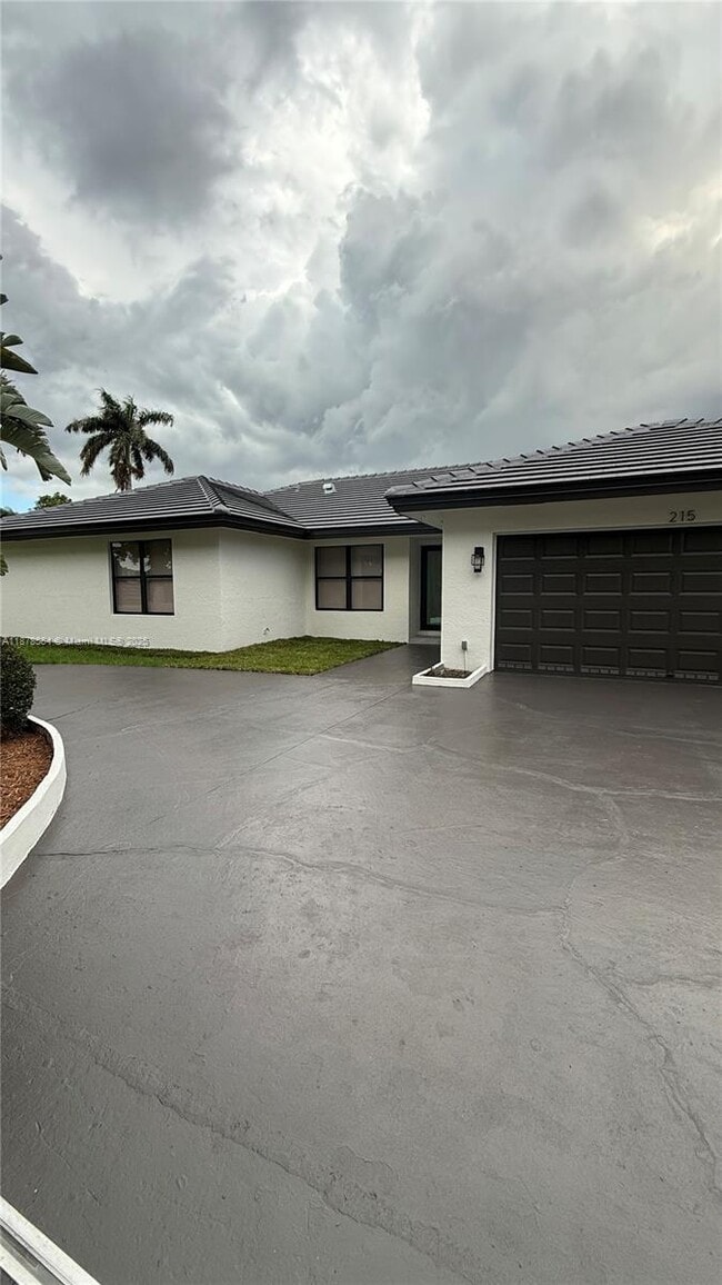 Photo - 215 NW 136th Ct