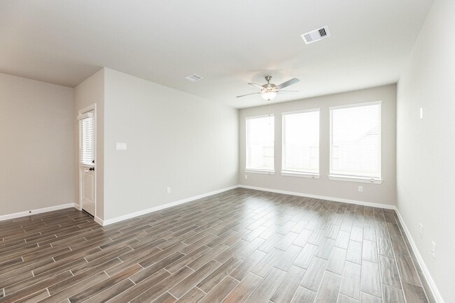 Photo - 30338 Tall Fescue Dr