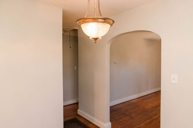 Photo - Conveniently located in South Richmond Near Midlothian Turnpike