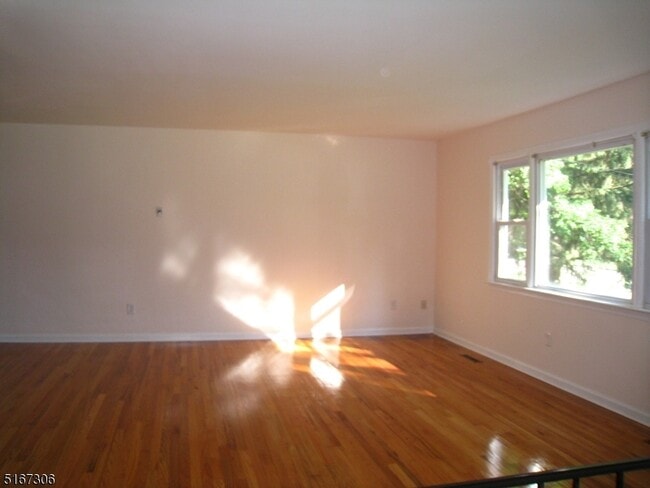 Photo - 36 Cortright Rd