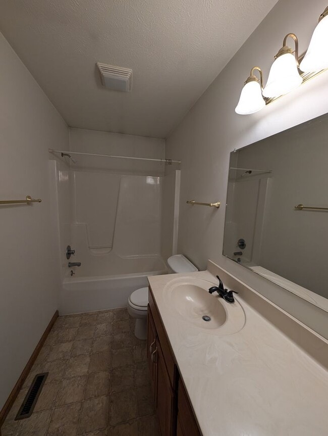 Photo - 63660 Hidden Ridge Ct Unit 63660 Hidden Ridge Court