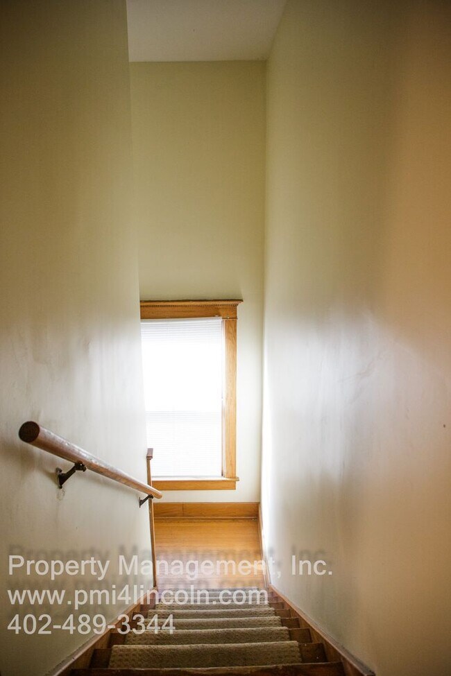 Photo - Spacious 6 Bedroom and 4 Bathroom House Fo...