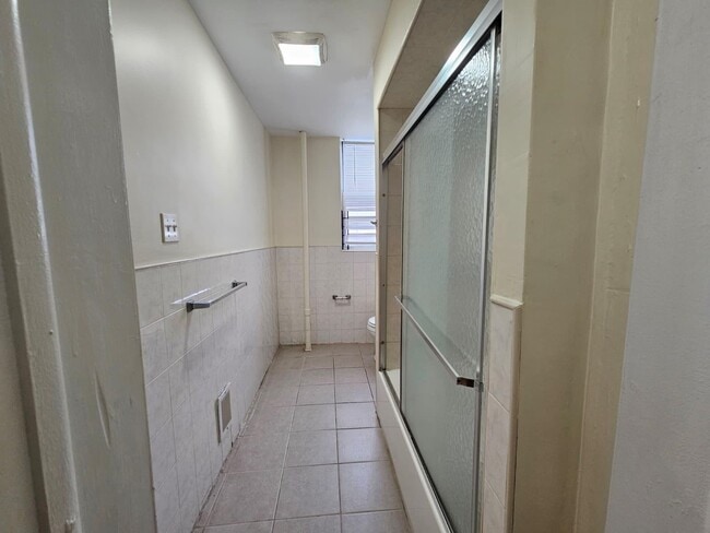 Photo - 1614 Summit Ave Unit 3