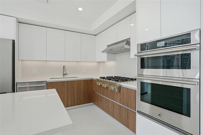 Photo - 400 Central Ave Unidad 301