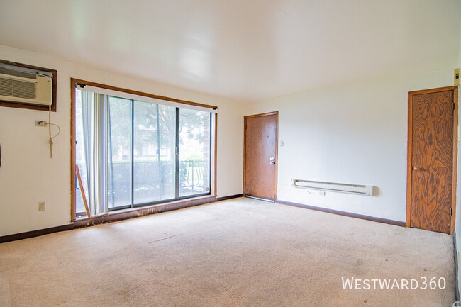 Photo - 1665 Harbor Ave Unit 1s