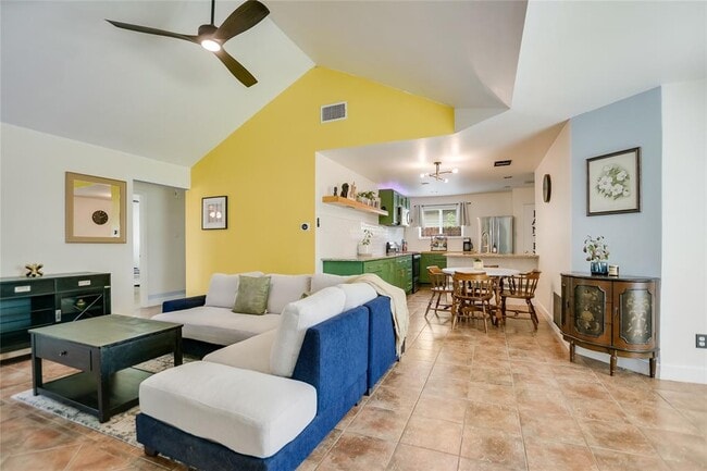 Photo - 4702 Crest Oak Rd