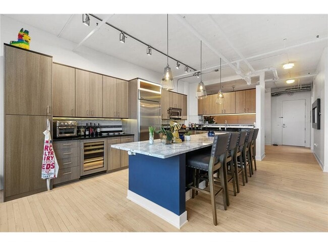 Photo - 290 Market St Unidad 702