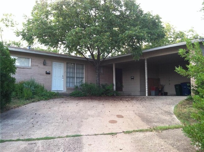 Building Photo - 2310 Rebel Rd Rental