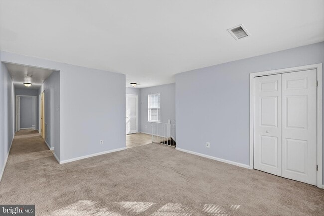 Photo - 426 Harmon Rd