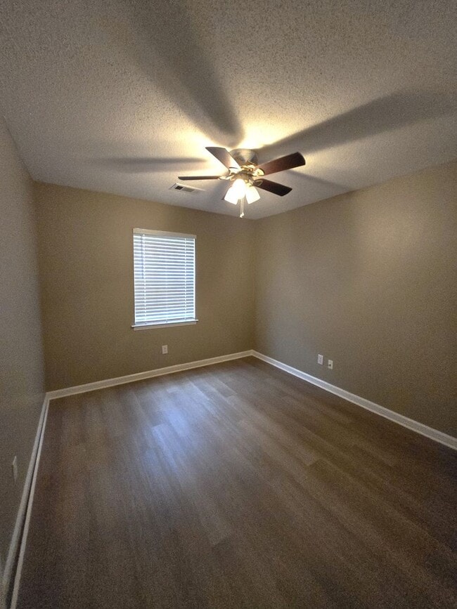 Photo - 4 Success is now offering this spacious 3 ...