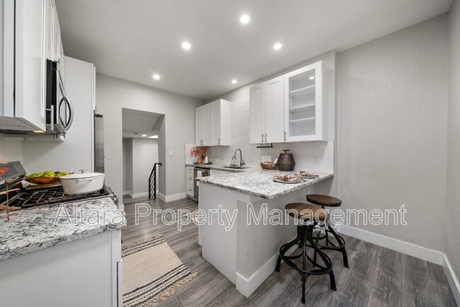 Photo - 2339 S Acoma St