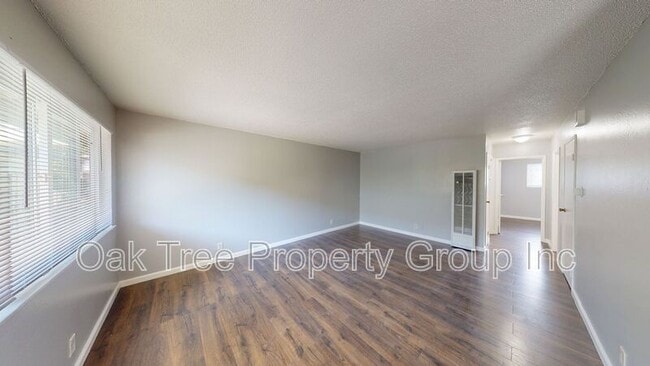 Photo - 5550 Central Ave