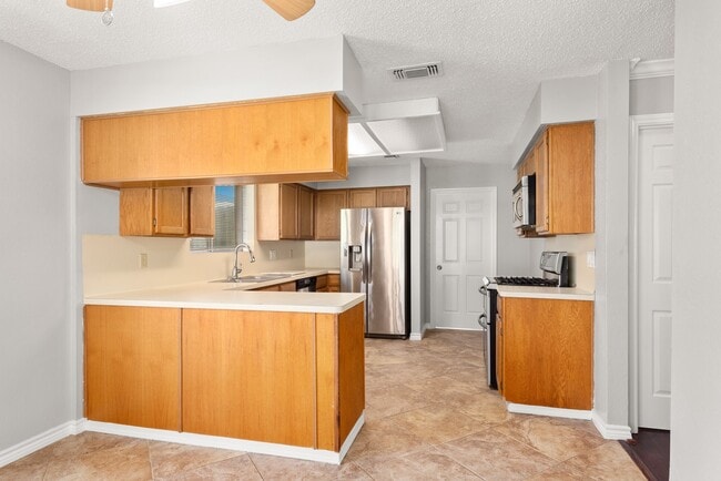 Building Photo - 18910 Yaupon Trail Rental