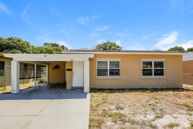 Building Photo - 820 S D St Rental