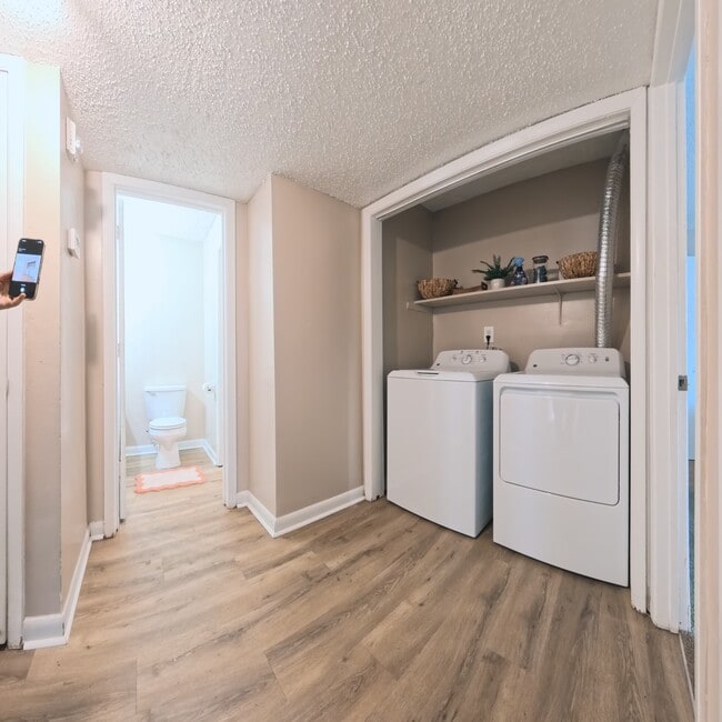 Photo - Summerwind Apartments