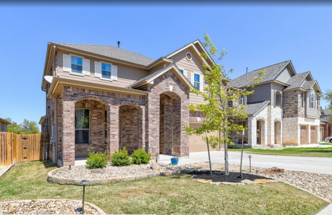 Photo - 1205 Half Hitch Trl