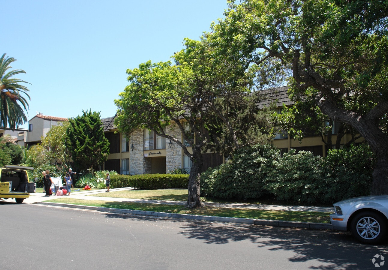 Photo - 929 E Ave. (The Normandy)