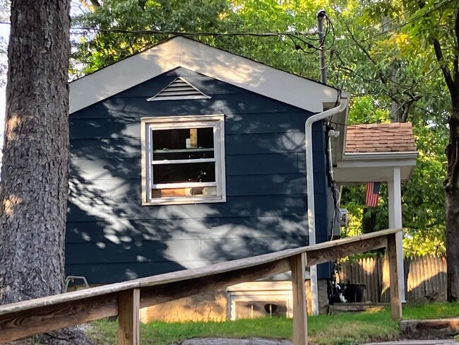 25 Bayville Dr