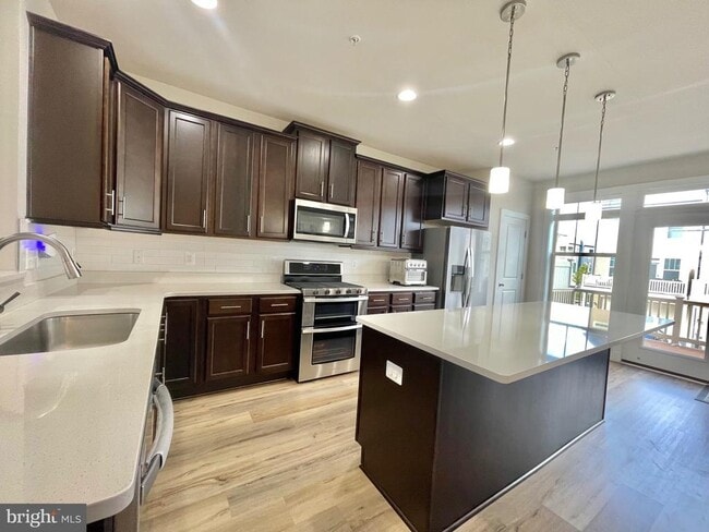 Photo - 8608 Shady Pines Dr