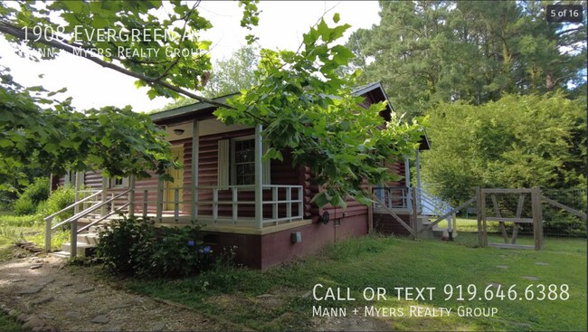 Photo - 1908 Evergreen Ave