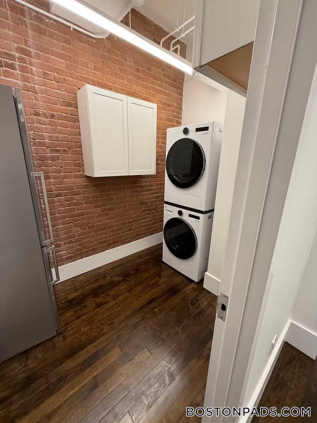 Photo - 190 High St Unit 5