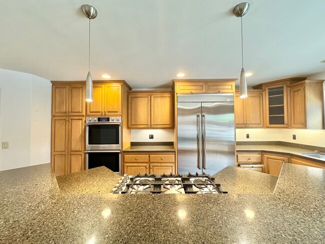 Beautiful 4Bd/2Ba Home In Huntington Beach - Beautiful 4Bd/2Ba Home In Huntington Beach