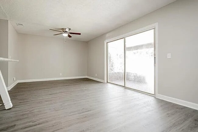 Photo - 3225 Mustang Dr