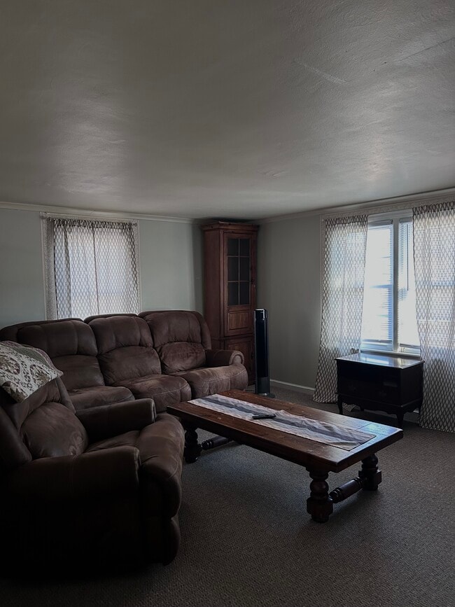 Building Photo - 1112 Front St