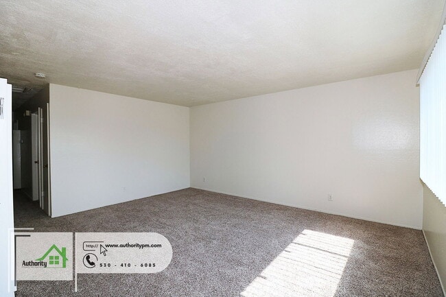 1378 Aspen Dr