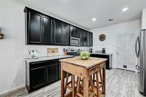 Photo - 165 Satsuma Dr