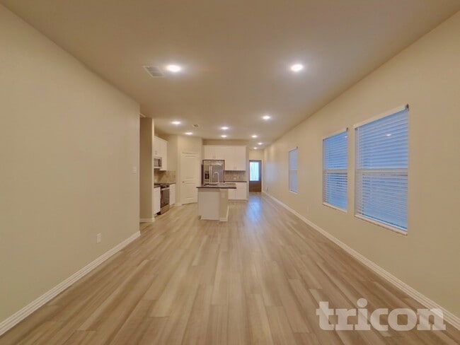 Photo - 1805 Ash Oak Ln