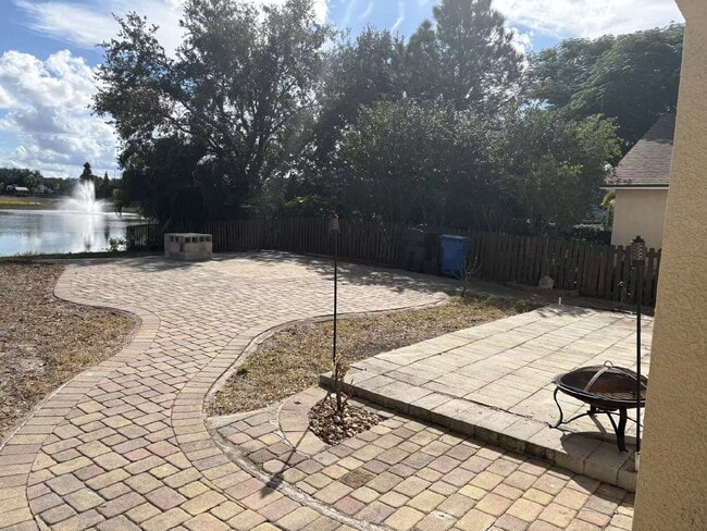 Photo - 12509 Lake Vista Dr