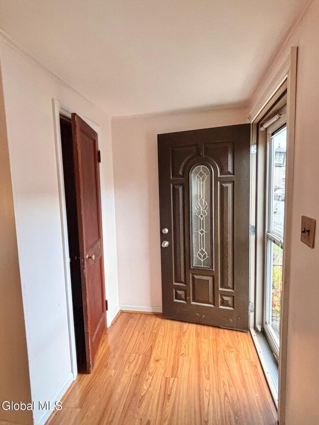 Photo - 23 Lakeview Ave