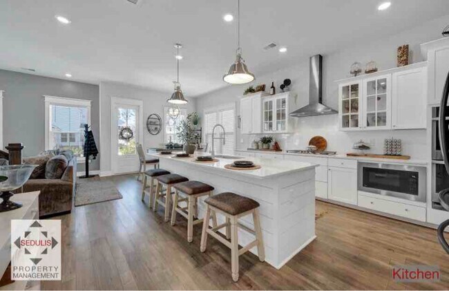 Photo - 1754 Sandybrook Dr