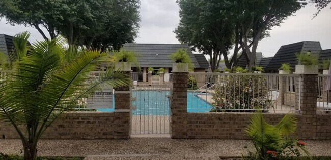 Photo - 100 E Yuma Ave