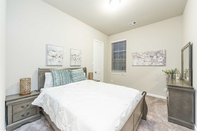 Photo - 8719 Fox Trail Dr