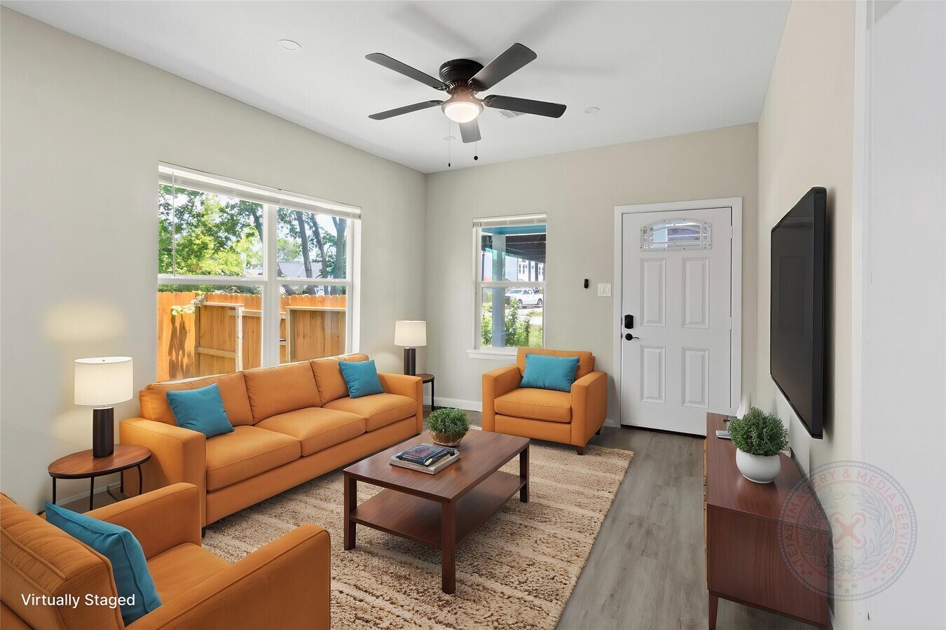 Photo - 8402 Bassett St