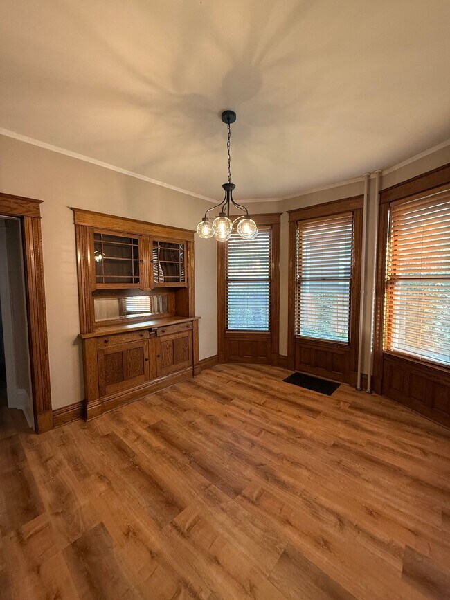 3833 11th Ave S Unit 1
