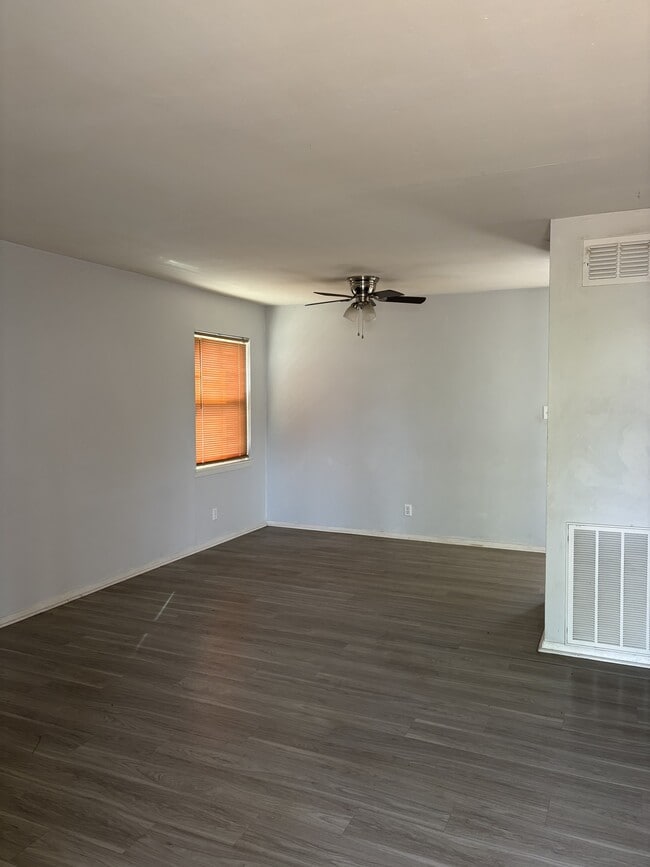 Photo - 2506 Belmont Ave