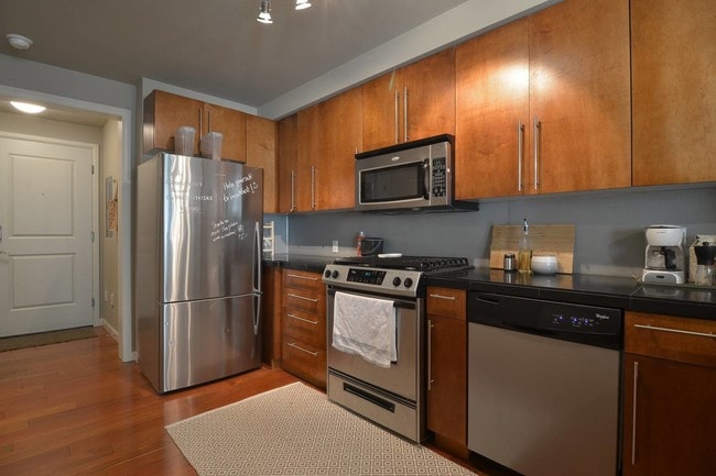 124 Bellevue Ave E Unit 500