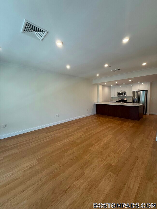 Photo - 120 Gerry Rd Unit 307