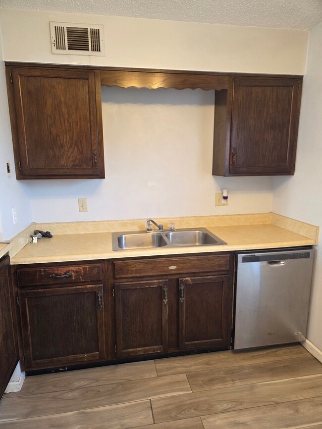 Photo - 8709 Countryshire Ln Unidad 1